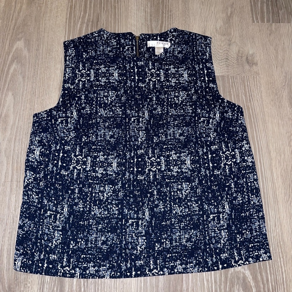 dark blue tank with small zip in back